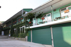 Guest house Astkho